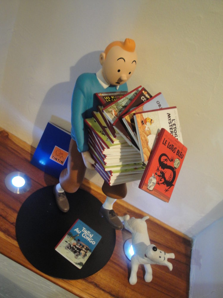 Tintin & Milou en route figurine en résine Hergé - ie BD Librairie BD  à Paris