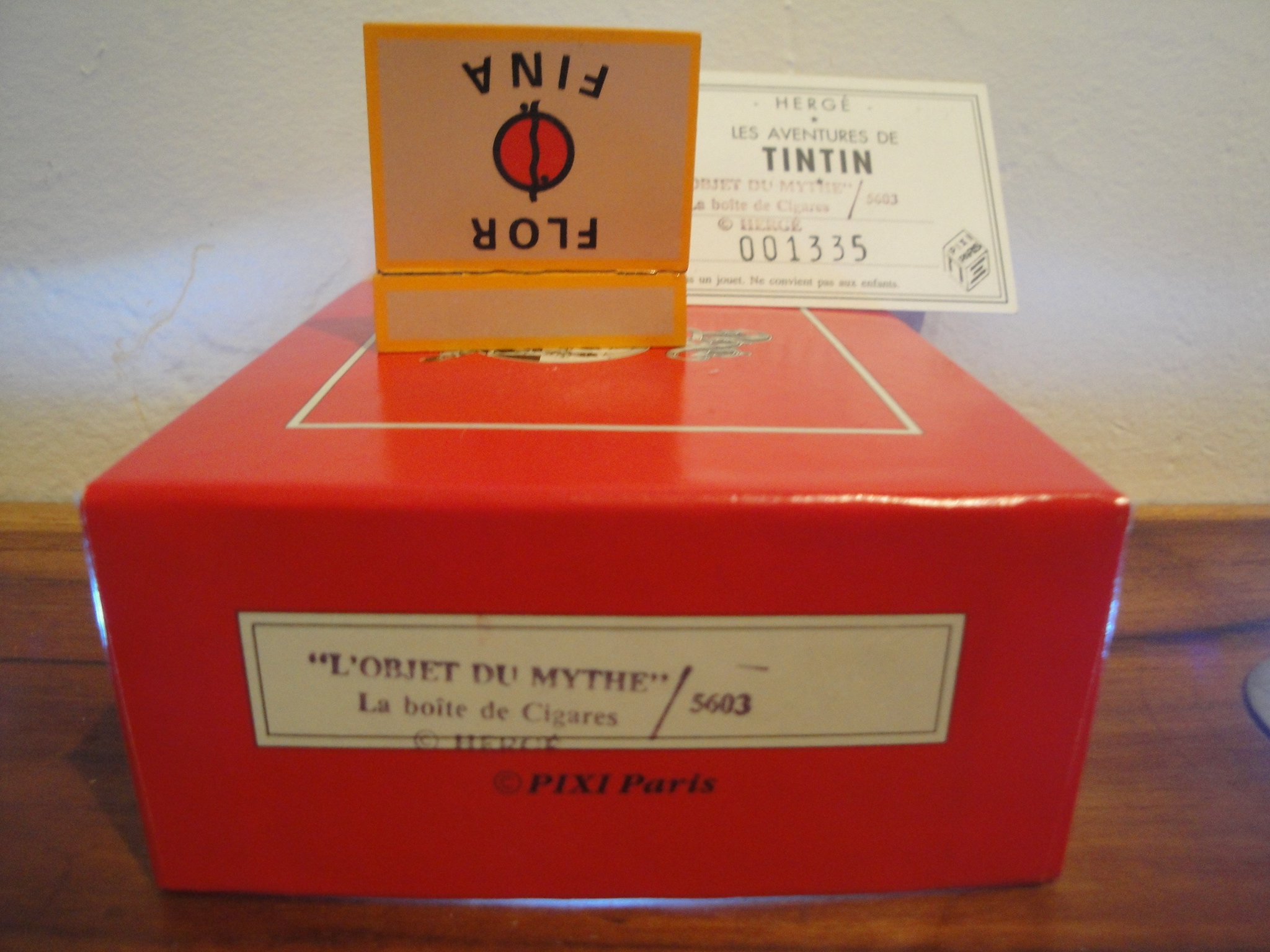 Hergé La boîte de cigares Les cigares du Pharaon Pixi Les Objets du Mythe -  ie BD Librairie BD à Paris