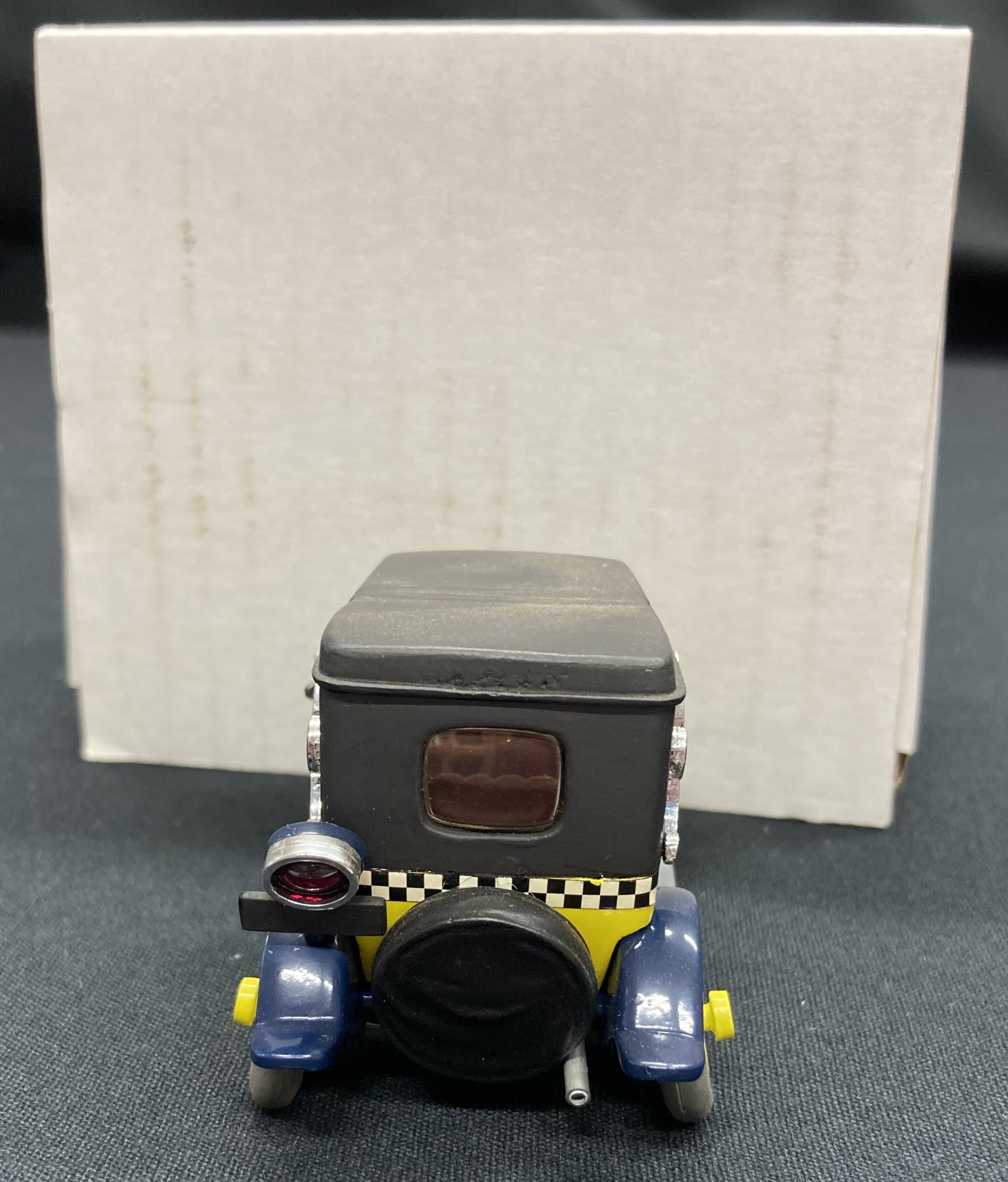 Idem - Franquin - Voiture de Gaston - 1:43e - Amazonie BD