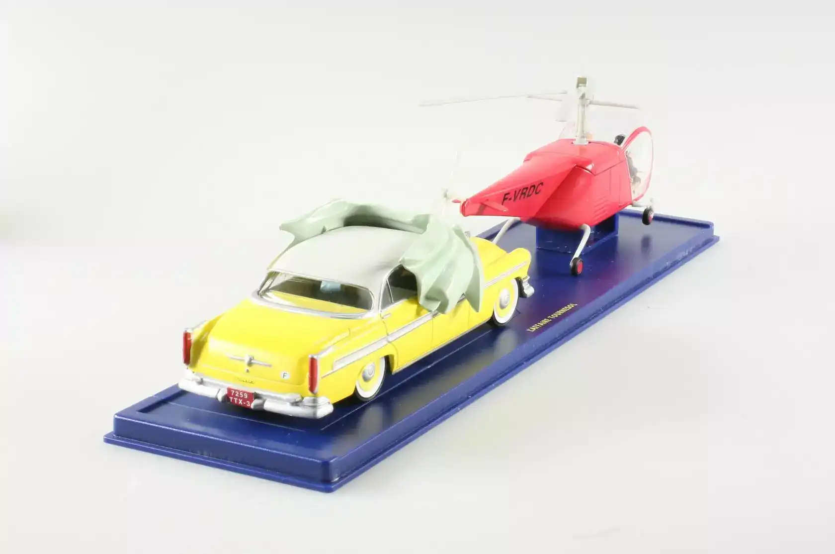 Hergé - Tintin et L’Affaire Tournesol Bell Model 47 & Chrysler New Yorker – Atlas 1:43e - Amazone BD